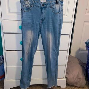 Light Wash High Waisted Skinny Jeans - Juniors 13